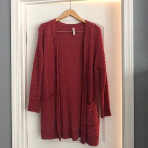 Super soft cardigan, size small. Worn once